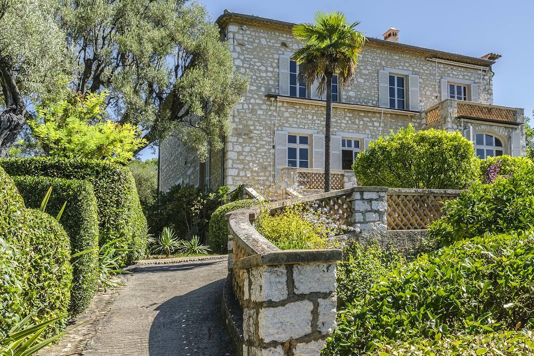Renoir's Home