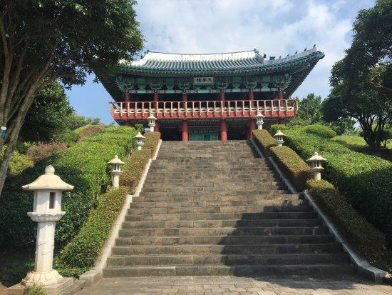 Watervallen van Cheonjeyeon