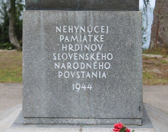 Monument to victims of SNP