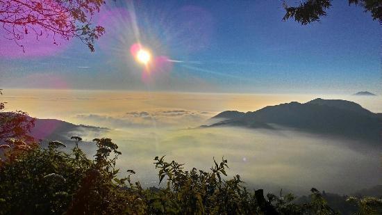 Dieng Plateau Sunrise View Point