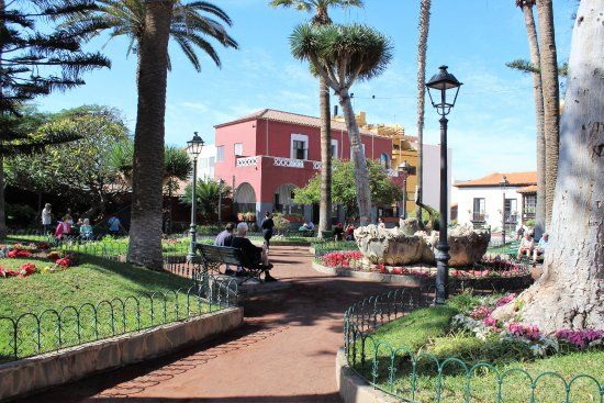Agustin de Betancourt y Molina Statue