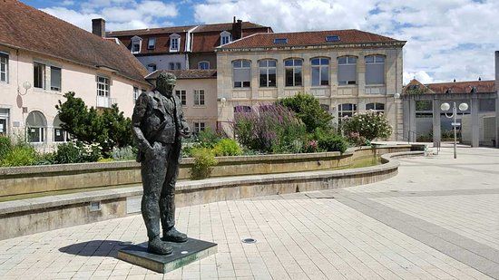 Statue de Victor Hugo