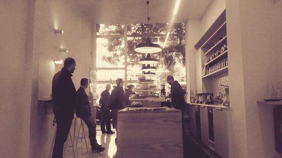 Flat White Artisan Cafe