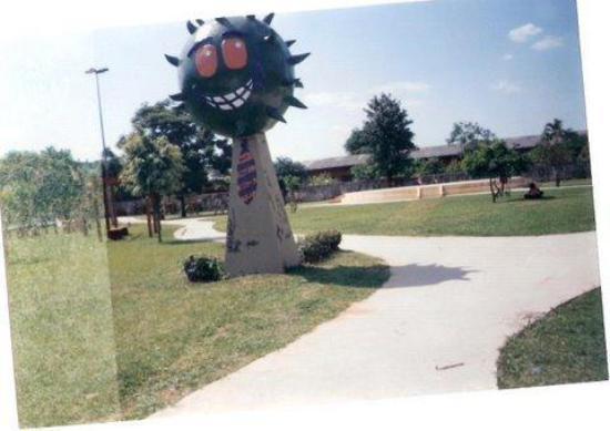 Praça Mamonas Assassinas