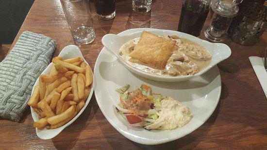 The Golden Nugget Pub