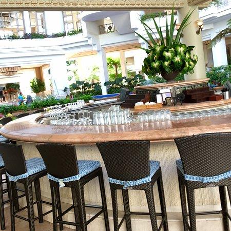 Botero Lounge