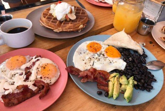 Madrez Cafe