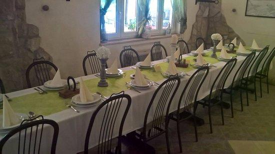 Pingvin Étterem és Hidegkonyha