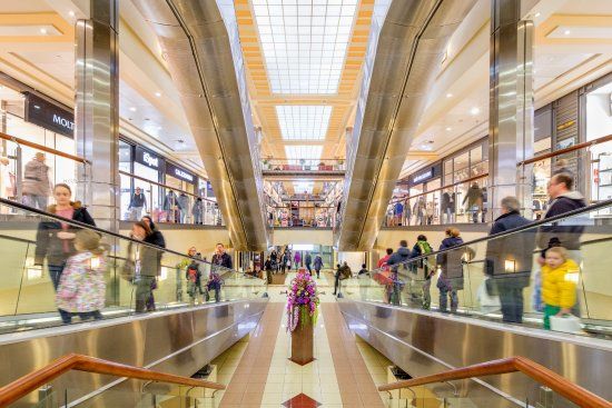 Winkelcentrum Sadyba Best