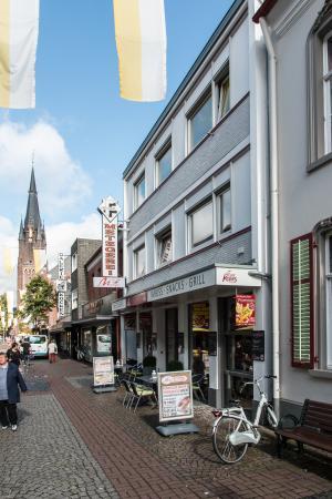 Curry Köbes & Imbiss