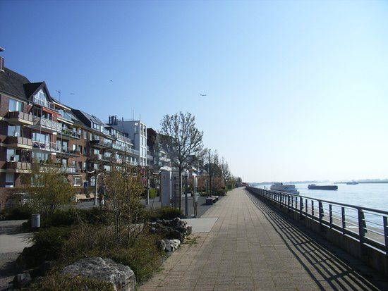 Rheinpromenade