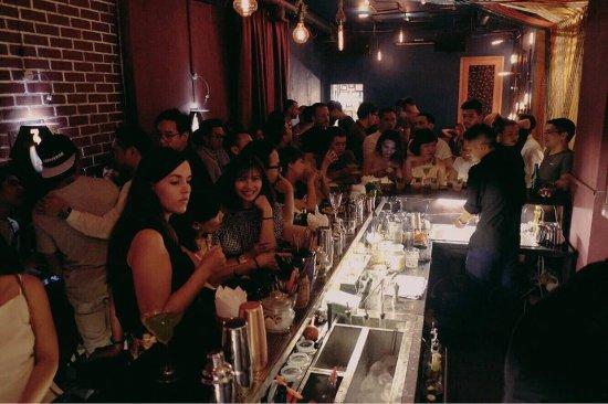 Ne Cocktail & Wine Bar