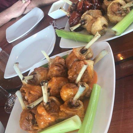 Double Schotts Sports Bar & Grill