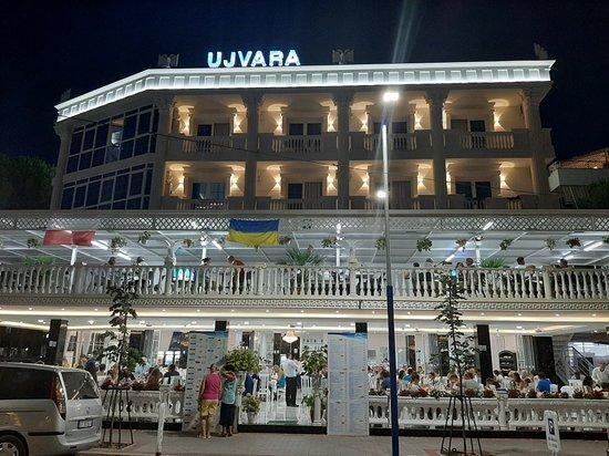 Ujvara Hotel & Bar Restorant Piceri
