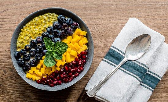 Sloane Place Restaurant & Bar