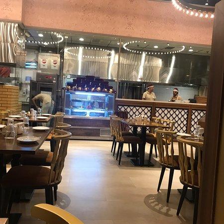 D1 Saray Restaurant