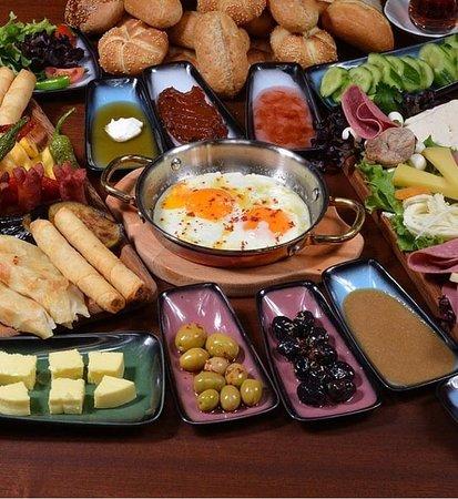 Meydan Cafe & Bistro