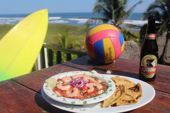 The Driftwood Surfer Restaurant