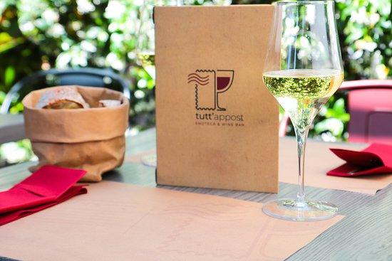 Tutt'Appost Enoteca & Wine Bar