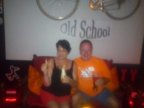 Old School Bar & Restaurant