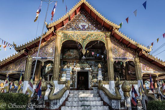 Wat Chom Khao Manilath