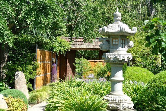 Himeji Gardens