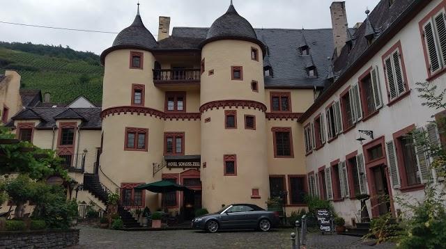 Restaurant und Hotel Schloss Zell