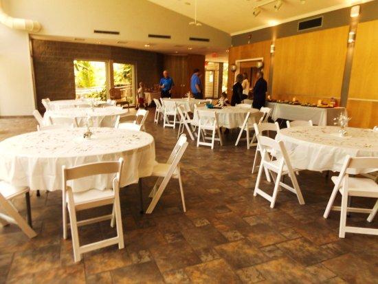 Lynn's Bakery & Deli