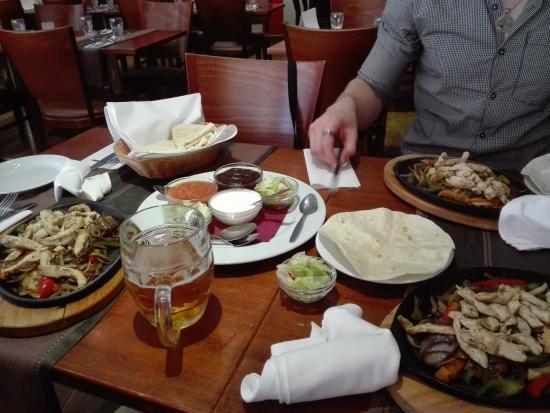 7 Tacos Steak and Grill