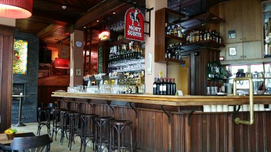 Stadsherberg & Tapperij De Poshoorn