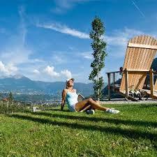 The Trauttmansdorff Thrones