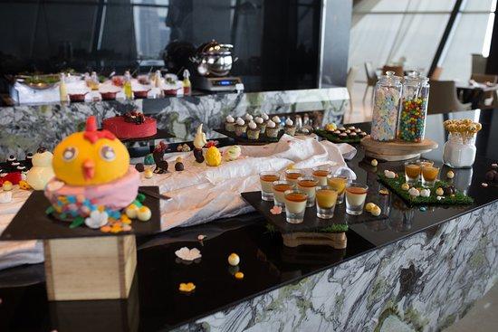 Trace Restaurant & Bar