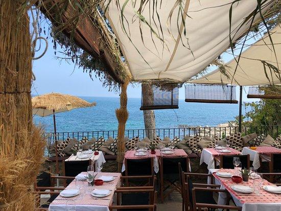 Isabella's By the Sea