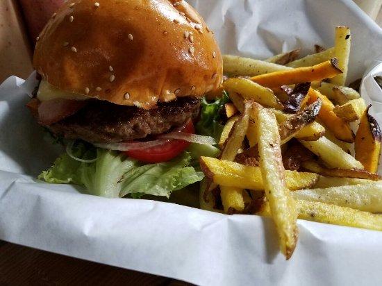 Chelawasi Public House