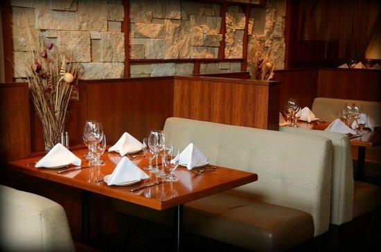 RedWater Rustic Grille