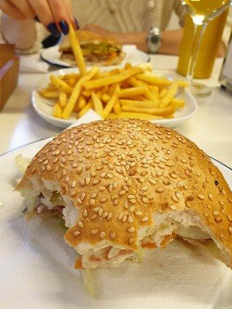 Hamburgueseria La City