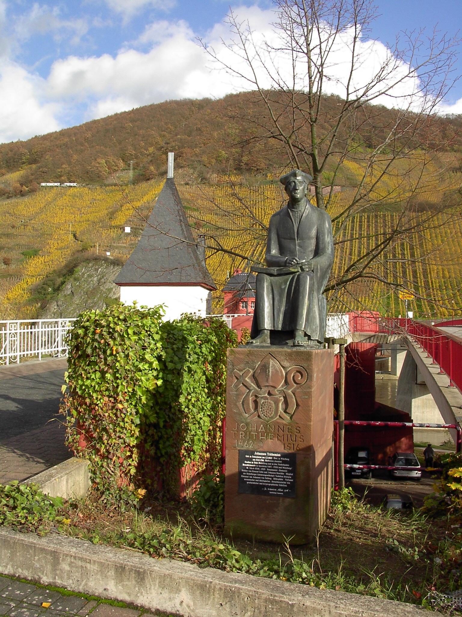 Standbild des Johannes Trithemius