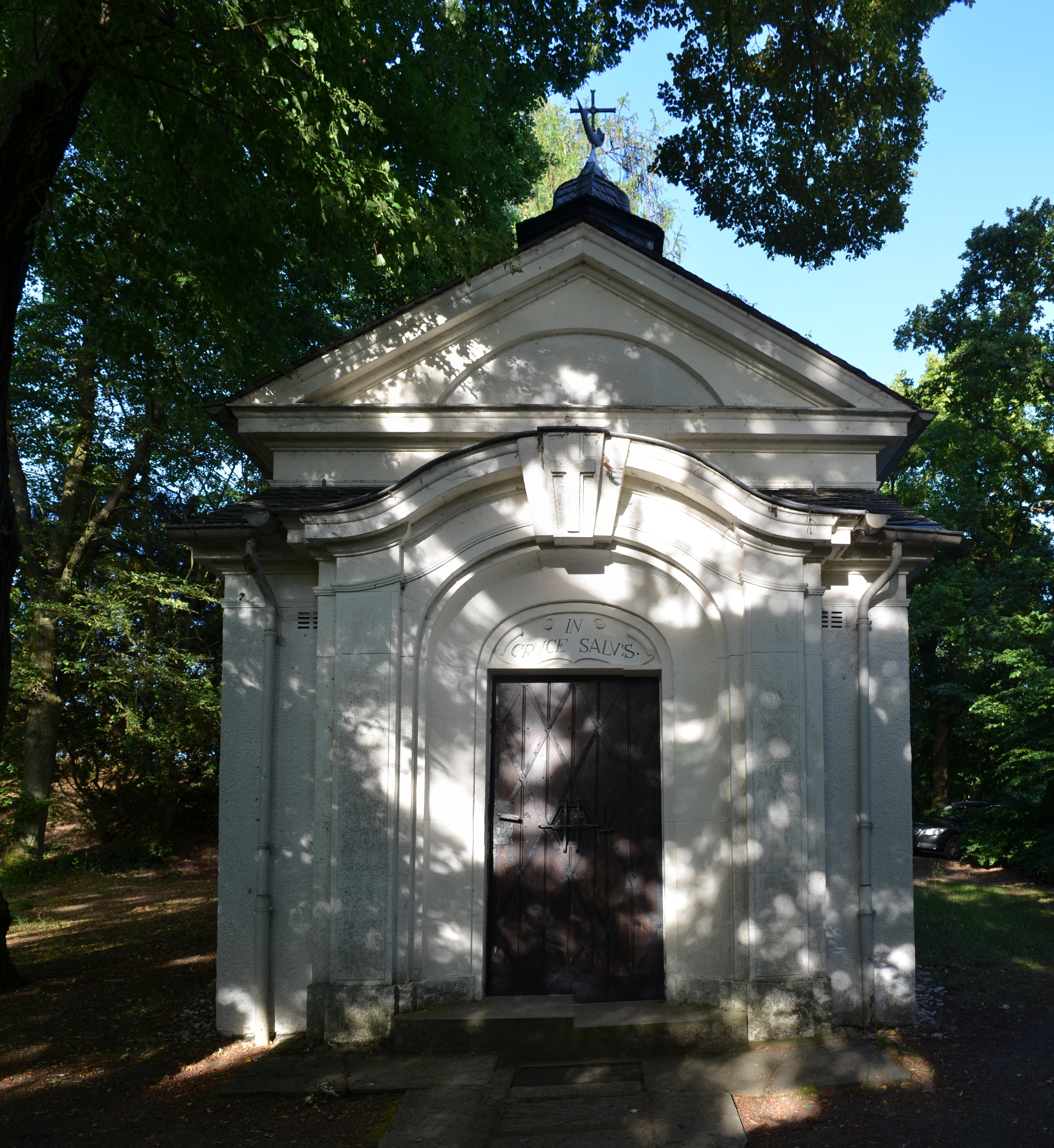 Kreuzkapelle mit Kreuzweg und Olberg