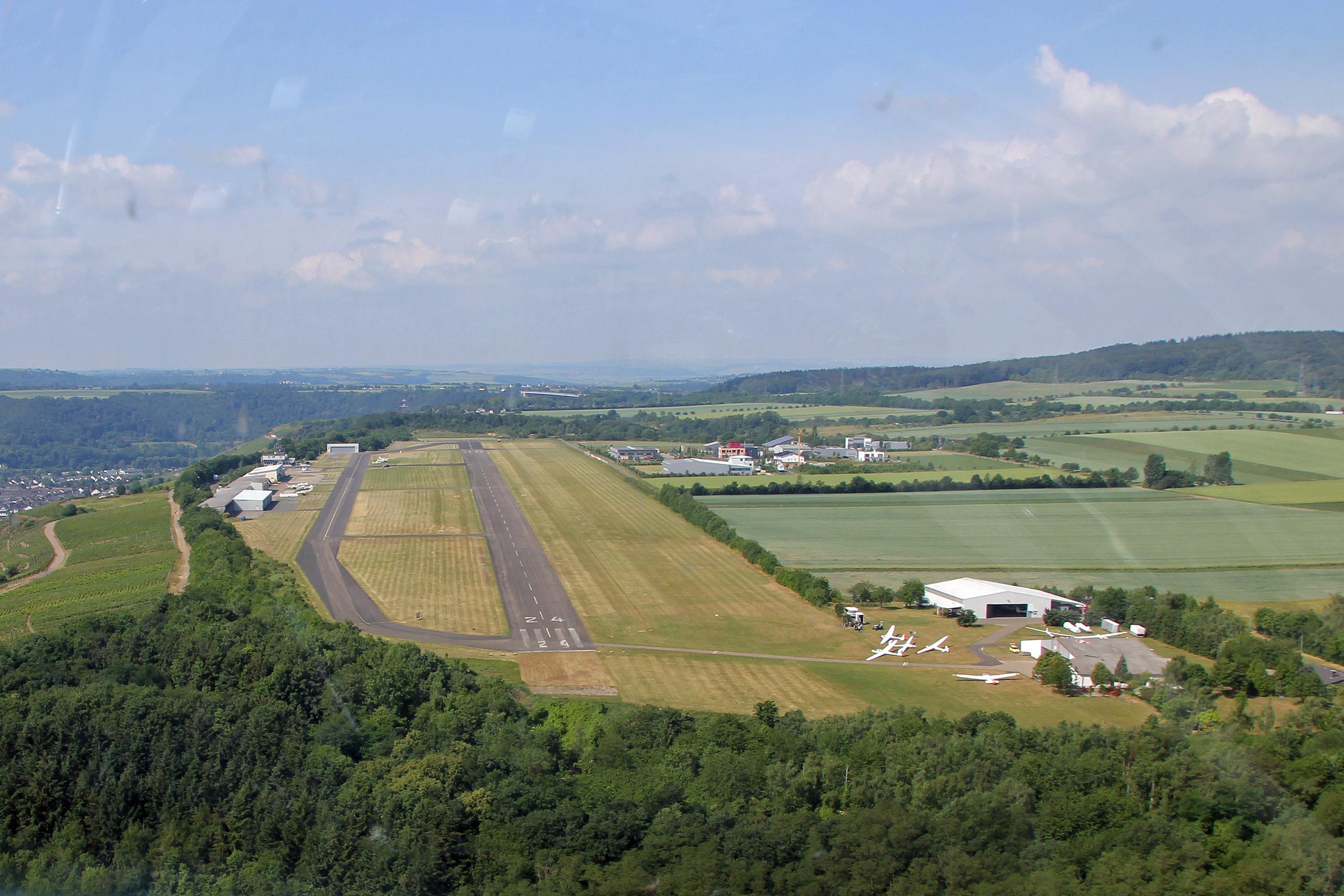 Koblenz-Winningen airfield