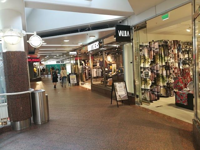 Hansa Emporium Shopping Centre