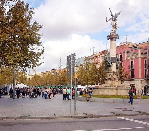 Monumento a Manuel Mila i Fontanals