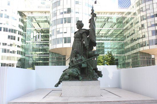 La Defense de Paris