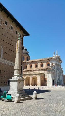Obelisk van Urbino
