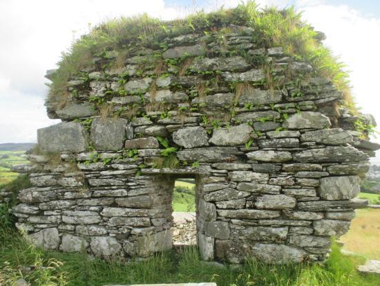 Cooley Cross and Skull House