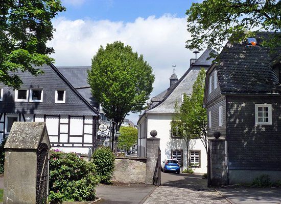 Kirche St. Petrus und Andreas