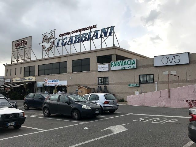 Centro commerciale I Gabbiani