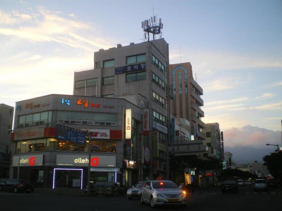 Mr. Pizza Seogwipo Store