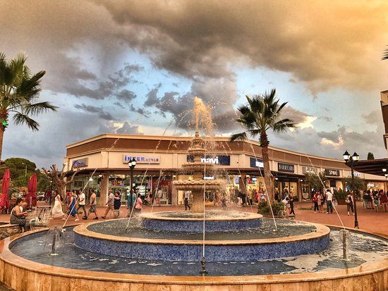 Kusadasi Shopping Center