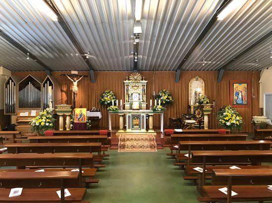 Parroquia de Santa Genoveva Torres Morales