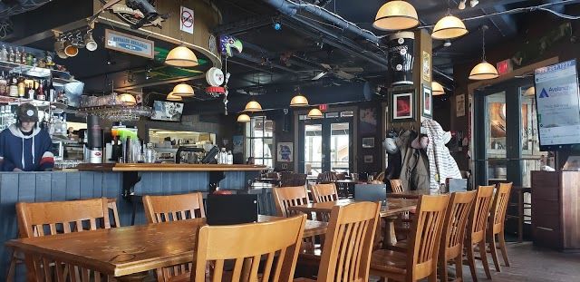 Bottoms Bar & Grill